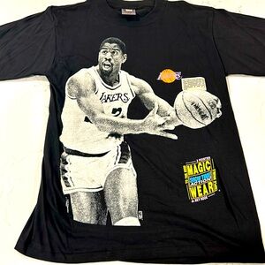 Magic Johnson T-shirt, new, never worn, VTG, hard to find w/tags LA Lakers SizeL